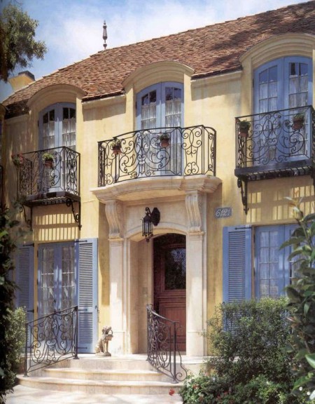Exterior casa in stil mediteranean