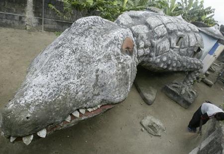 Casa din capitala Coastei de Fildes, construita in forma de crocodil