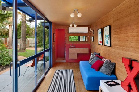 Living casa intr-un container