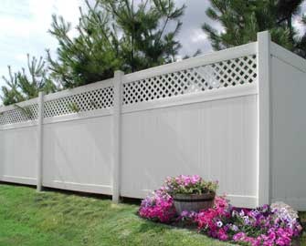Gard pvc pentru casa si gradina model montana garduri for Modele de garduri pentru case