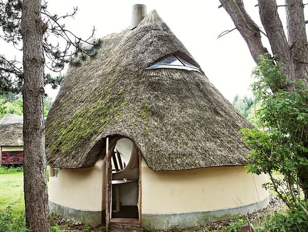 Fatada casa ecologica solara