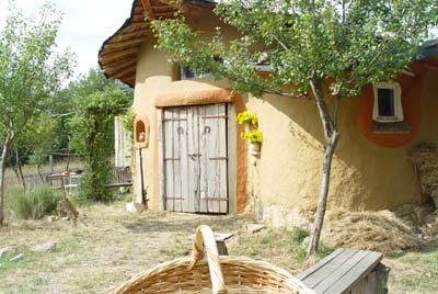 Case ecologice - Casa Verde Sasca - exterior vara