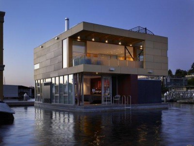 casa-plutitoare-moderna.jpg