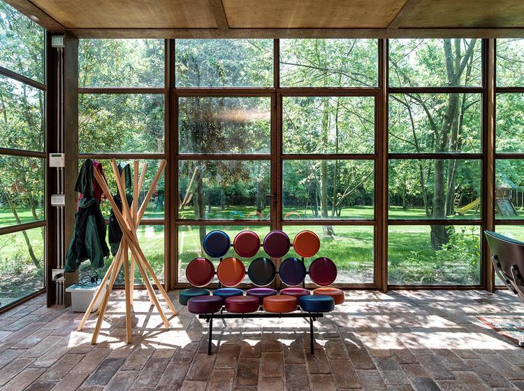 Mobilier cu personalitate si plin de culoare