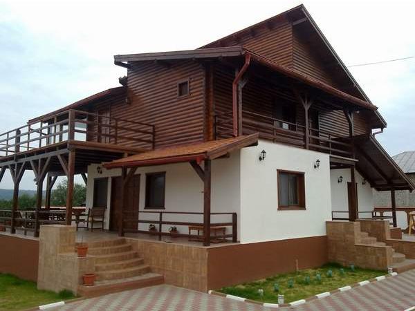 Casa din lemn
