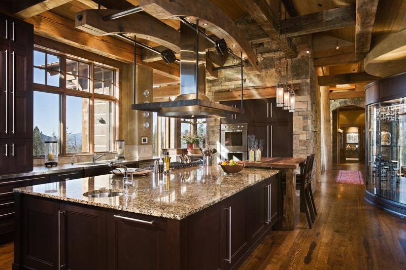 Amestec de rustic si modern in bucatarie