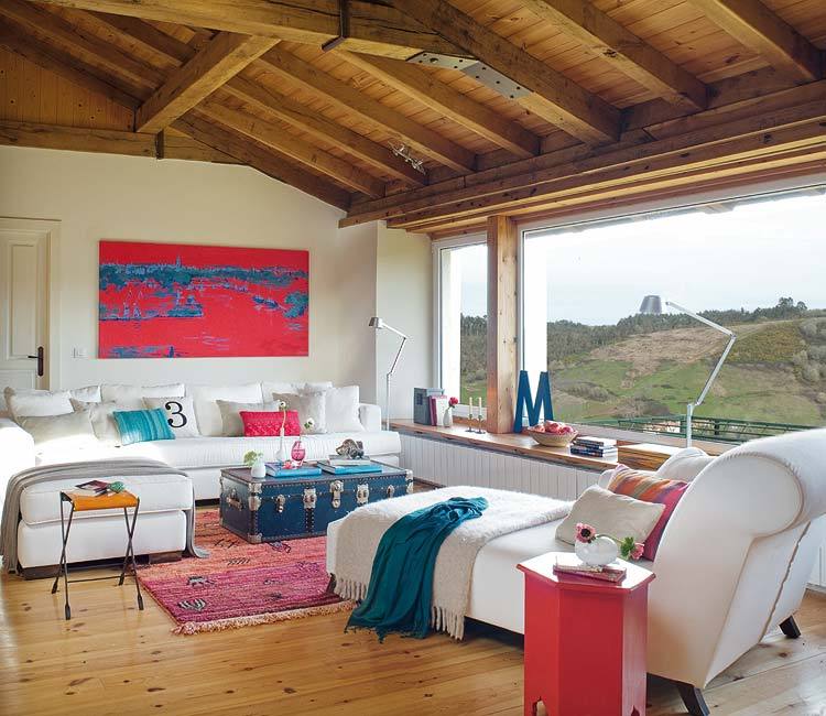 Amestec de rustic si modern in living