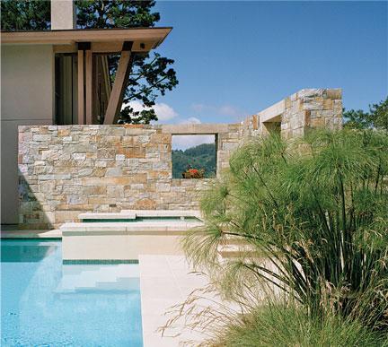 Imagine piscina Marin Residence, Sutton Suzuki 