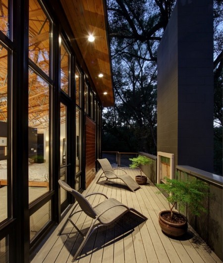 Poze Balcon - iluminat-balcon-modern.jpg