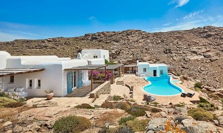 Poze Fatade - vila-mediteraneana-malul-marii-exterior-1.jpg