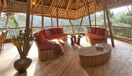 Imagini terasa casa din bambus, Satul Verde, Bali