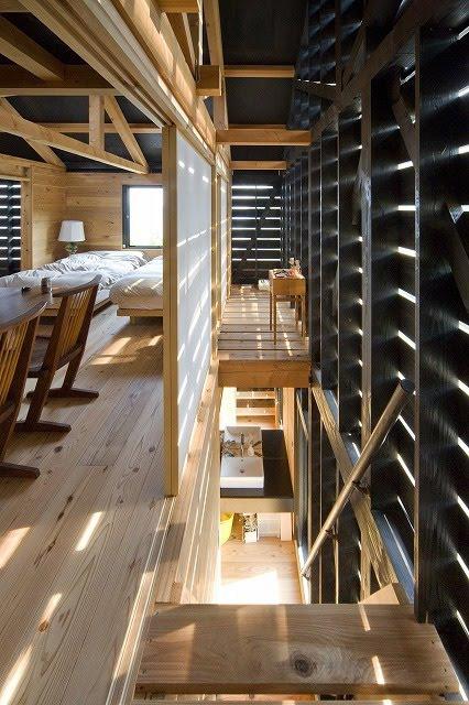 Dormitor cu pereti realizati cu panouri japoneze shoji