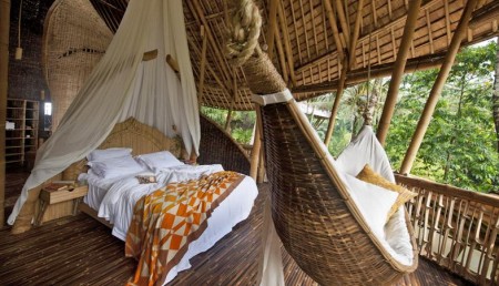 Dormitor din bambus, casa din bambus
