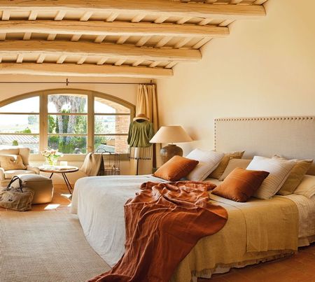 Dormitor casa in stil mediteranean