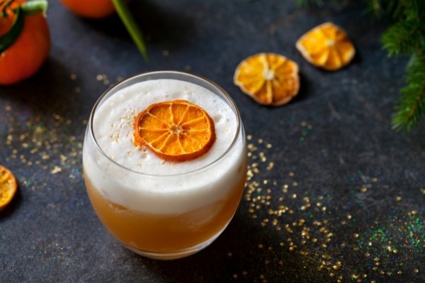 5 ingrediente necesare pentru a pregati Amaretto Sour