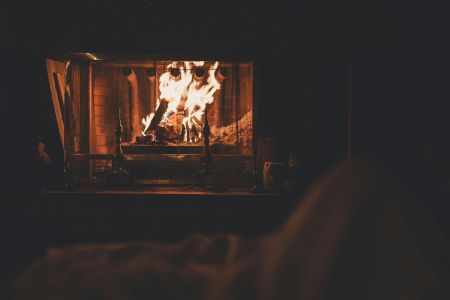 Avantajele utilizarii unui semineu cu ardere cu lemne ca sursa suplimentara de caldura