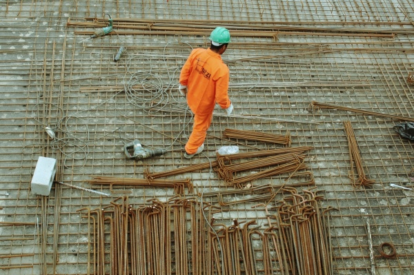 motive sa construiesti o casa de la 0
