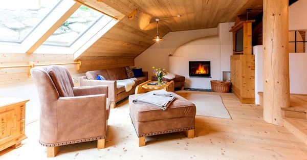 Soba-semineu living casa lemn