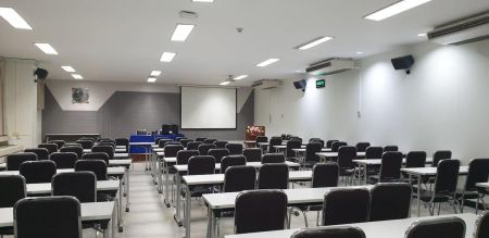 Cum sa dimensionezi corect un sistem multisplit de aer conditionat in functie de volumul si suprafata spatiului interior?