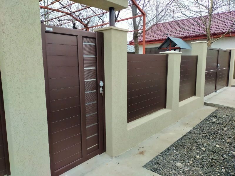Garduri case moderne