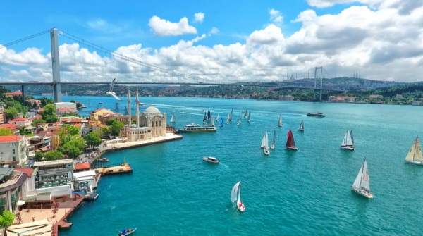 Istanbul: Orasul podurilor si al privelistilor panoramice