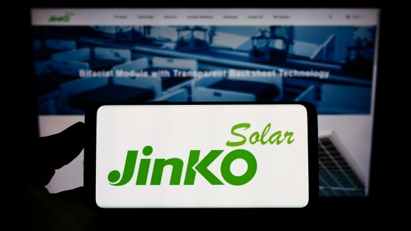 De ce sa alegi panouri fotovoltaice Jinko Solar pentru locuinta ta: argumente pro si contra