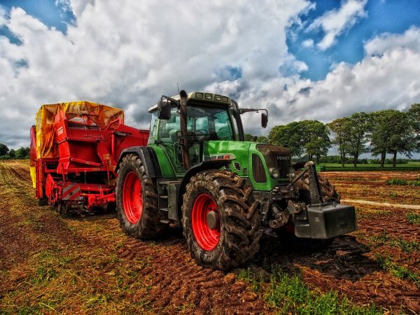 Cand sa inlocuiesti piesele pentru masinile agricole? De unde sa te aprovizionezi?