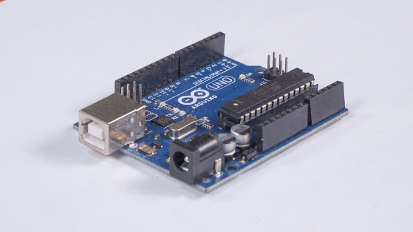Introducere in placile de dezvoltare: de la Arduino la Raspberry Pi si Micro:bit