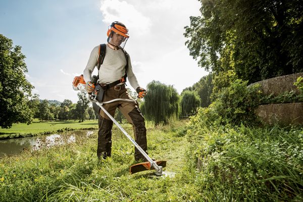 STIHL a lansat primul program national de service preventiv pentru motocoase