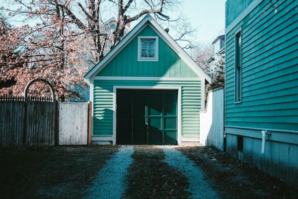 Iata cum te poate ajuta o casuta de gradina - Tips&tricks pentru cei care locuiesc la casa