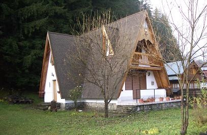 CASA CU STRUCTURA DIN LEMN