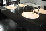 PACIFIC-BLAT DE BAIE DUBLU DIN CORIAN SI CHIUVETE DIN CERAMICA INCASTRATE