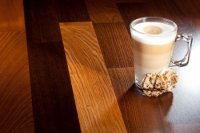 PARCHET TRIPLU STRATIFICAT FRASIN LATTE MACHIATTO MOLTI BARLINEK - PARCHET TRIPLU STRATIFICAT FRASIN LATTE MACHIATTO MOLTI BARLINEK
