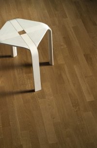 PARCHET TRIPLU STRATIFICAT STEJAR ANTIQUE 3 STRIP KARELIA - PARCHET TRIPLU STRATIFICAT STEJAR ANTIQUE 3 STRIP KARELIA