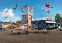 FOTOTAPET PLANES - GARAJUL AVIOANELOR - FOTOTAPET PLANES - GARAJUL AVIOANELOR