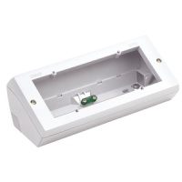 DOZE APARATAJ MODULAR 7 MODULE PENTRU MONTAJ PE BIROU ALB VIMAR ARKE - DOZE APARATAJ MODULAR 7 MODULE PENTRU MONTAJ PE BIROU ALB VIMAR ARKE