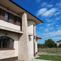 TRAVERTIN MULTICOLOR SCAPITAT 5CM X LUNGIMI LIBERE - TRAVERTIN MULTICOLOR SCAPITAT 5CM X LUNGIMI LIBERE