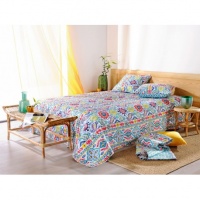 CUVERTURA DE PAT MIKO CU FLORI MULTICOLORE - CUVERTURA DE PAT MIKO CU FLORI MULTICOLORE