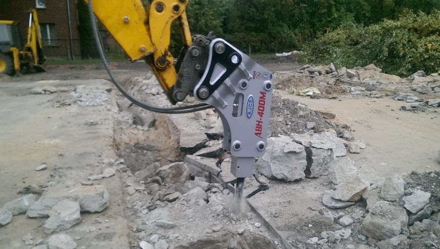   PICON  BULDOEXCAVATOR 300 KG 