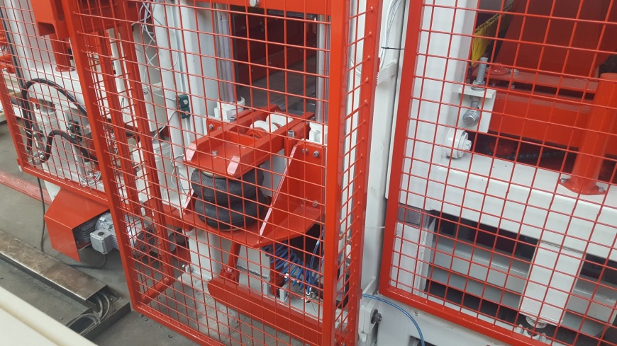 STATII DE BETOANE, SILOZURI CIMENT, VIBROPRESE PAVELE BLOCHETI