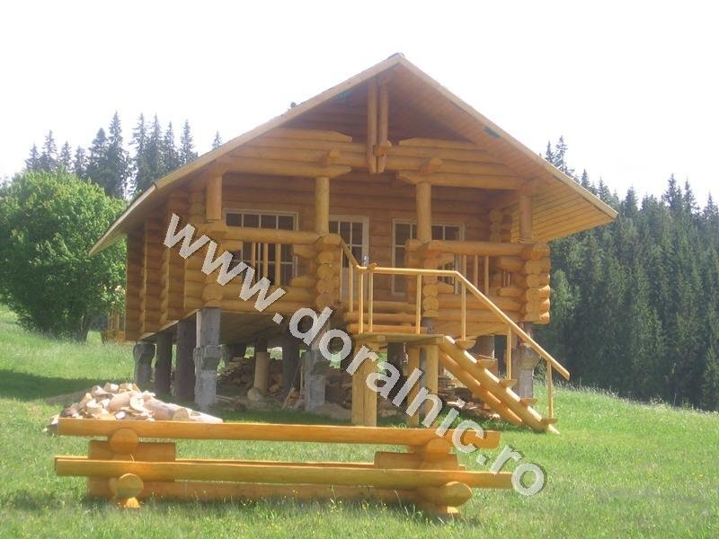 CABANE DE VACANTA DIN LEMN ROTUND