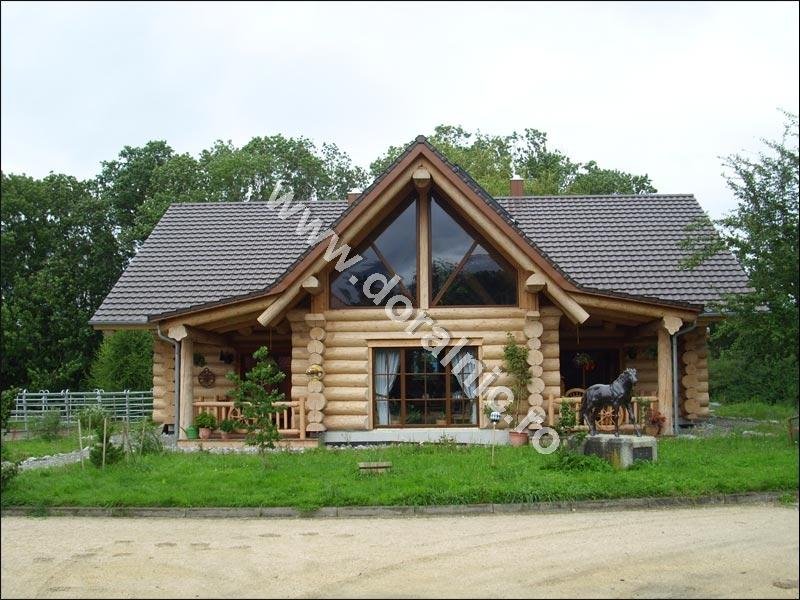 CABANE DE VACANTA DIN LEMN ROTUND