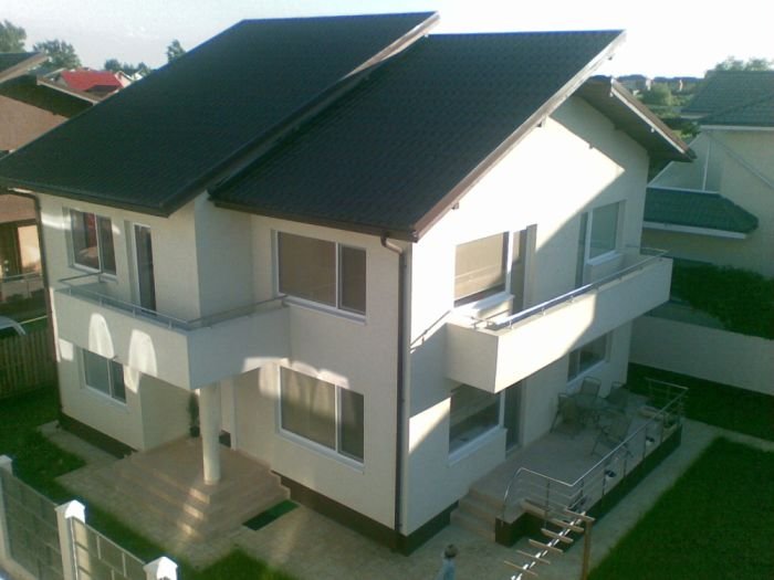 VILA LA CHEIE DOMNESTI