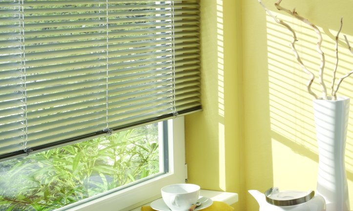 JALUZELE VENETIENE PVC 25MM