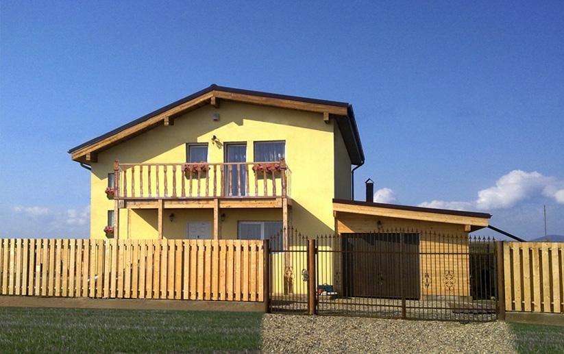 CASA DIN LEMN MODEL IRINA (150MP)
