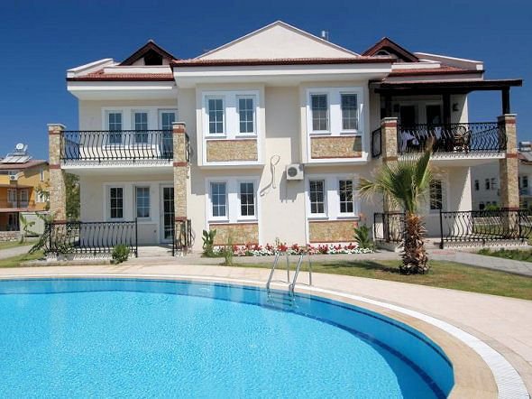 DUPLEXURI FOURPLEXURI SI APARTAMENTE