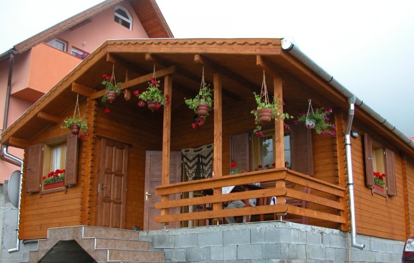 CASA DE LEMN TIP VILA