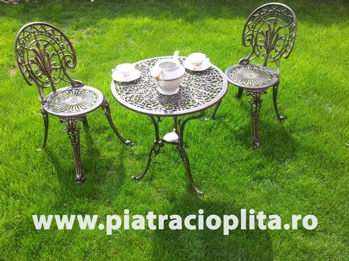MOBILIER DE GRADINA