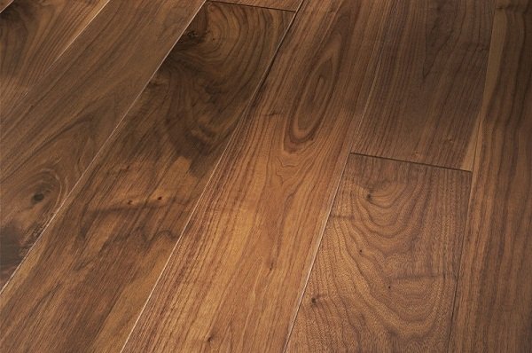 PARCHET TRIPLU STRATIFICAT NUC AMERICAN NATURE TRENDTIME 4 PARADOR