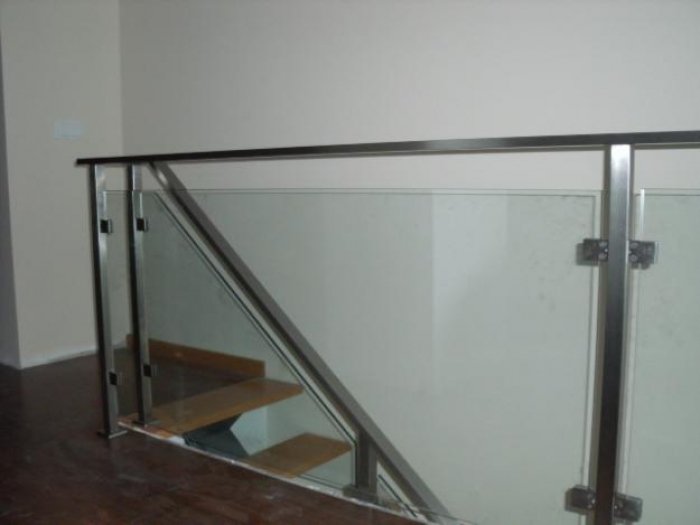 BALUSTRADA INOX CU STICLA
